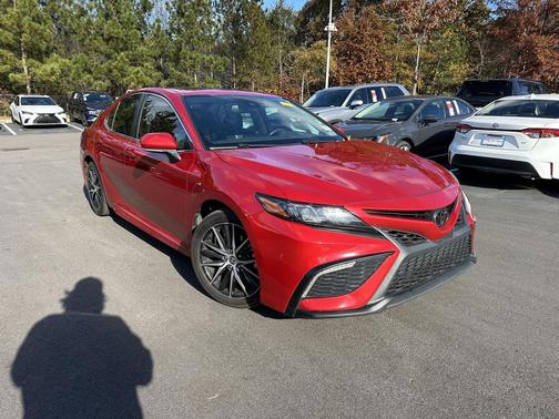 2022 Toyota Camry SE