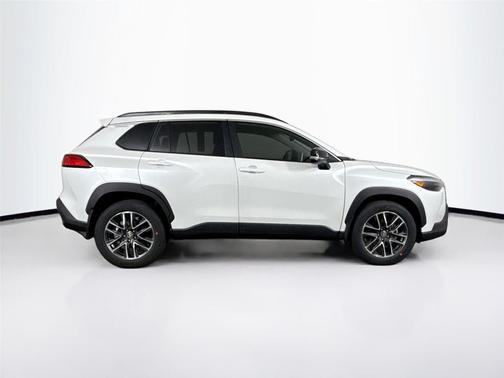 Wind Chill Pearl 2026 Toyota Corolla Cross XLE