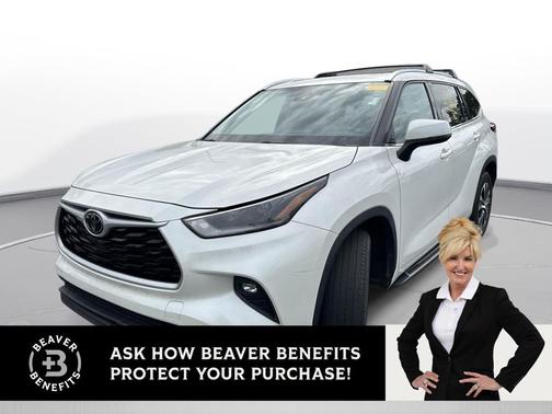 Blizzard Pearl 2021 Toyota Highlander XLE