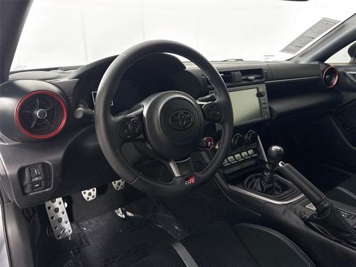 2025 Toyota GR86 Premium