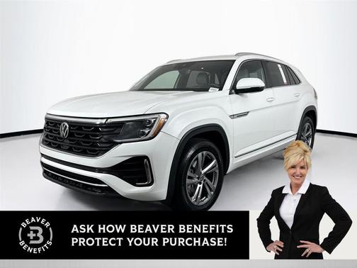 Opal White Pearl 2024 Volkswagen Atlas Cross Sport 2.0T SEL