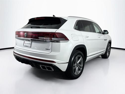Opal White Pearl 2024 Volkswagen Atlas Cross Sport 2.0T SEL