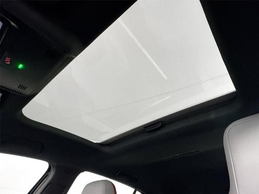 2023 Volkswagen Golf GTI 2.0T SE DSG