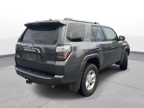 Magnetic Gray Metallic 2021 Toyota 4Runner SR5
