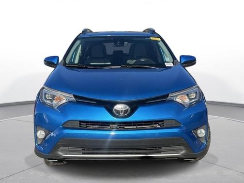 2017 Toyota RAV4 Platinum