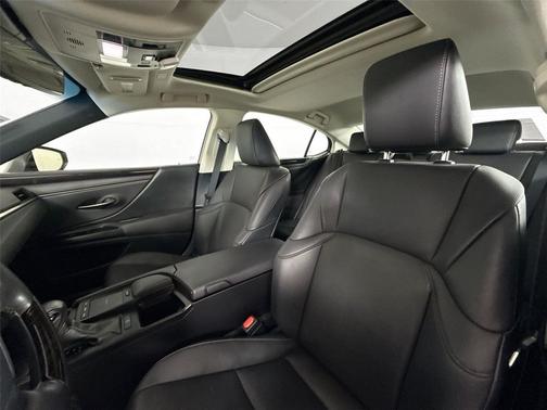 Eminent White Pearl 2021 Lexus ES 350 Base
