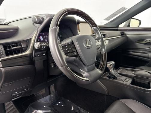 Eminent White Pearl 2021 Lexus ES 350 Base