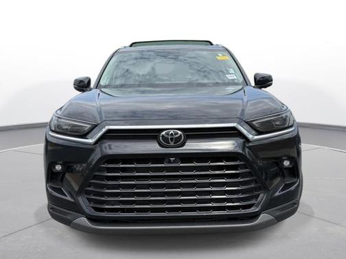 Midnight Black Metallic 2026 Toyota Grand Highlander Platinum