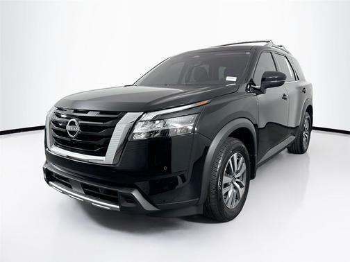 2024 Nissan Pathfinder SL 4WD