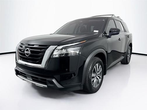 2024 Nissan Pathfinder SL 4WD