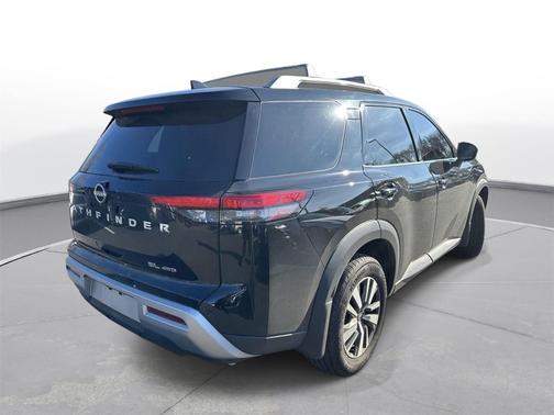 2024 Nissan Pathfinder SL 4WD
