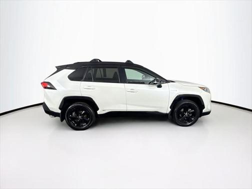 2021 Toyota RAV4 Hybrid SE