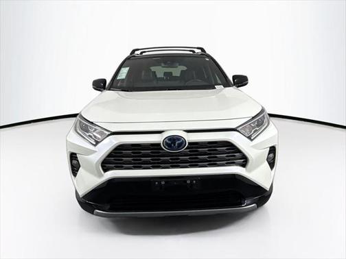 2021 Toyota RAV4 Hybrid SE
