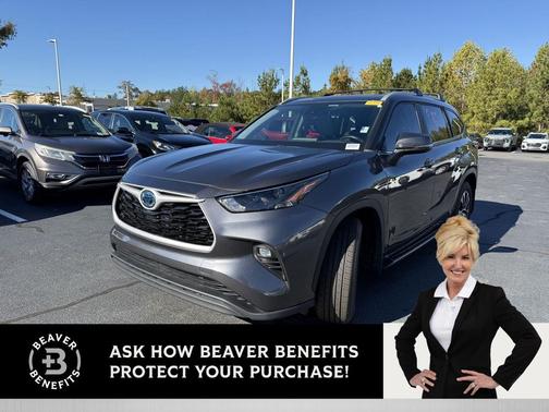 2023 Toyota Highlander Hybrid Platinum