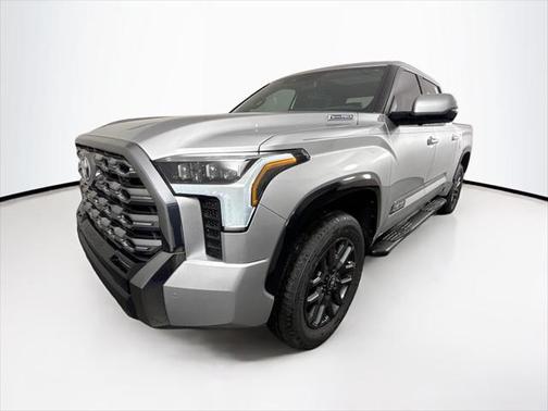 2025 Toyota Tundra Hybrid Platinum