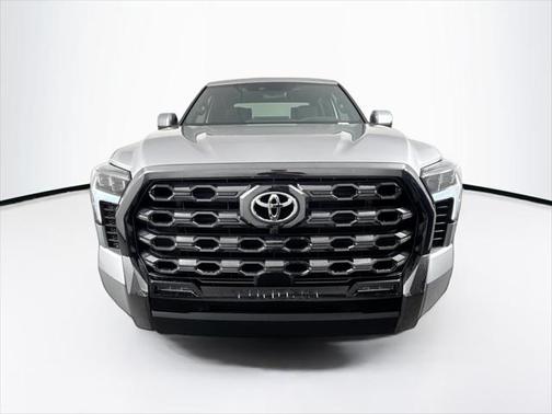 2025 Toyota Tundra Hybrid Platinum