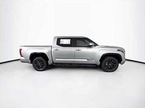 2025 Toyota Tundra Hybrid Platinum