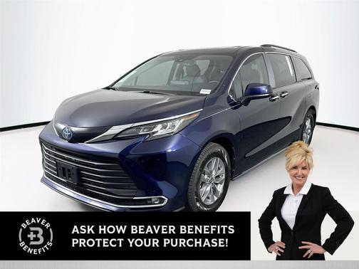 2022 Toyota Sienna XLE