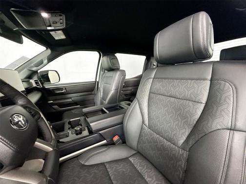 Ice Cap 2025 Toyota Tundra SR5