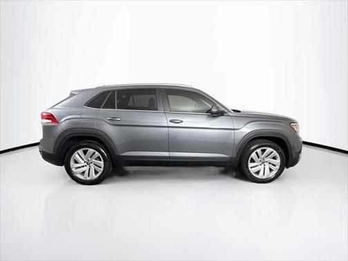 2023 Volkswagen Atlas Cross Sport 2.0T SE w/Technology