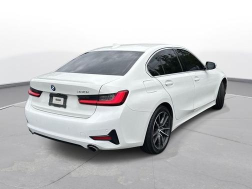 Alpine White 2020 BMW 330 330i