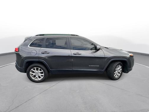 Granite Crystal Metallic Clearcoat 2018 Jeep Cherokee Latitude Plus
