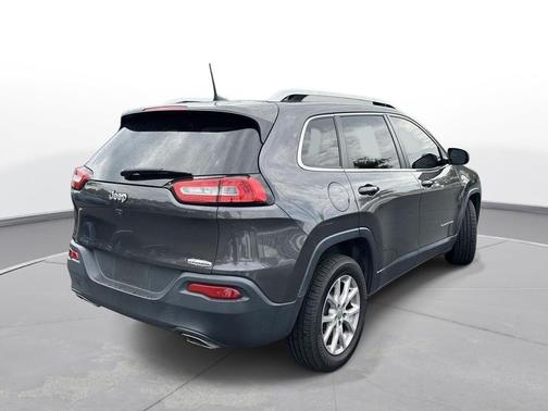 Granite Crystal Metallic Clearcoat 2018 Jeep Cherokee Latitude Plus