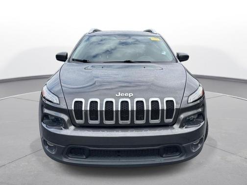 Granite Crystal Metallic Clearcoat 2018 Jeep Cherokee Latitude Plus