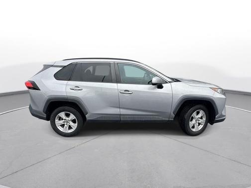 Silver Sky Metallic 2020 Toyota RAV4 XLE