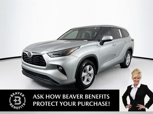 Celestial Silver Metallic 2023 Toyota Highlander LE