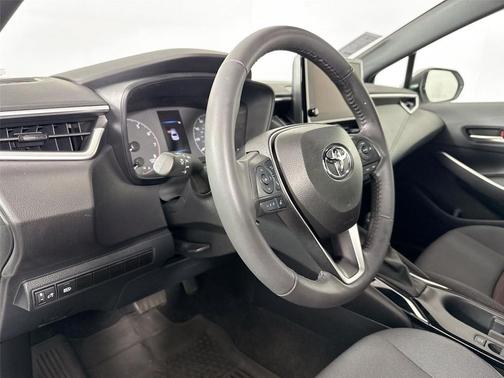 Ice Cap 2024 Toyota Corolla SE