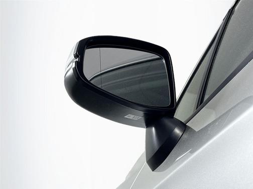 Solar Silver Metallic 2018 Honda Clarity Plug-In Hybrid Base