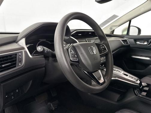 Solar Silver Metallic 2018 Honda Clarity Plug-In Hybrid Base