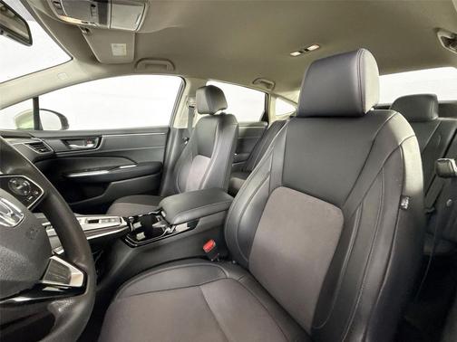 Solar Silver Metallic 2018 Honda Clarity Plug-In Hybrid Base