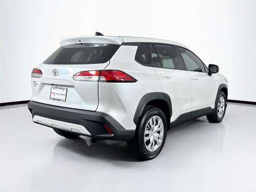 Wind Chill Pearl 2024 Toyota Corolla Cross L