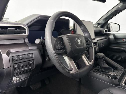 2025 Toyota 4Runner Hybrid Platinum