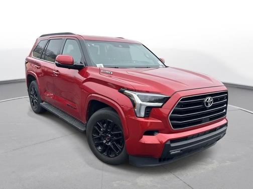 2025 Toyota Sequoia SR5