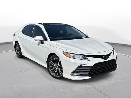 2023 Toyota Camry XLE