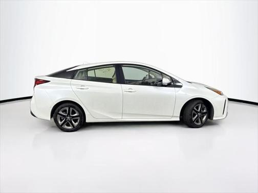 2019 Toyota Prius XLE
