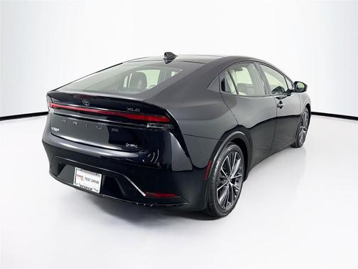 2023 Toyota Prius XLE