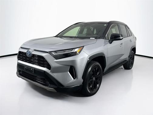 2023 Toyota RAV4 Hybrid SE