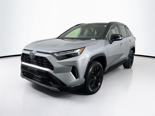2023 Toyota RAV4 Hybrid SE