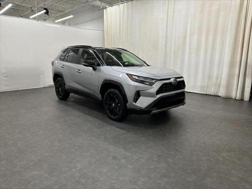 2023 Toyota RAV4 Hybrid SE