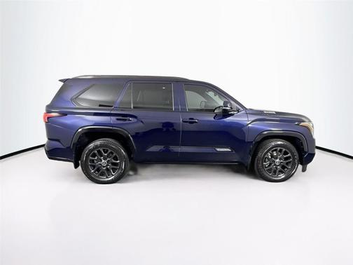 2024 Toyota Sequoia Platinum