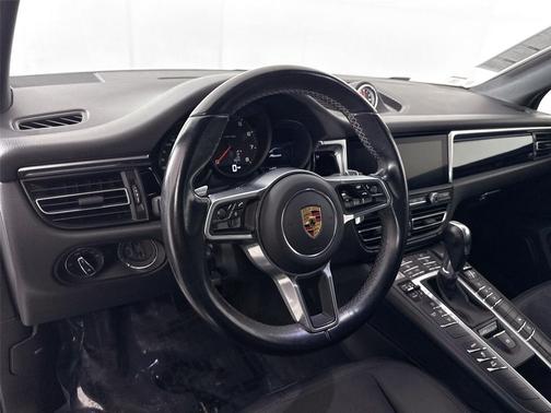 2021 Porsche Macan 4DR AWD
