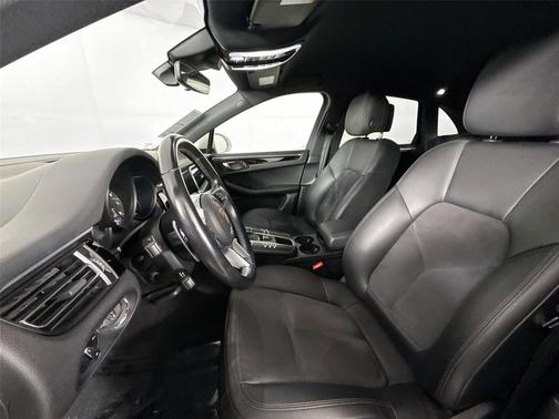 2021 Porsche Macan 4DR AWD