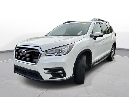 Crystal White Pearl 2021 Subaru Ascent Limited 7-Passenger