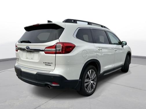 Crystal White Pearl 2021 Subaru Ascent Limited 7-Passenger