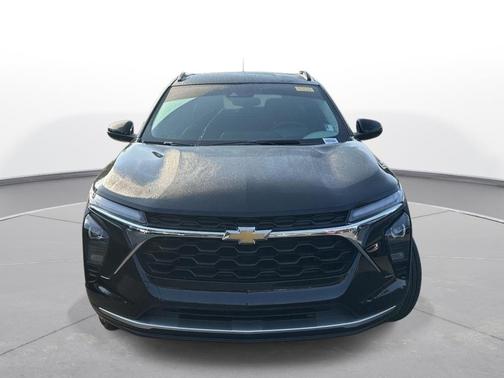 Mosaic Black Metallic 2024 Chevrolet Trax LT