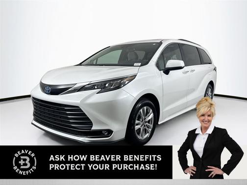 2025 Toyota Sienna XLE